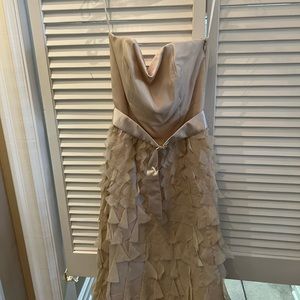 Such a classy dress to wear to a wedding.  Size 2